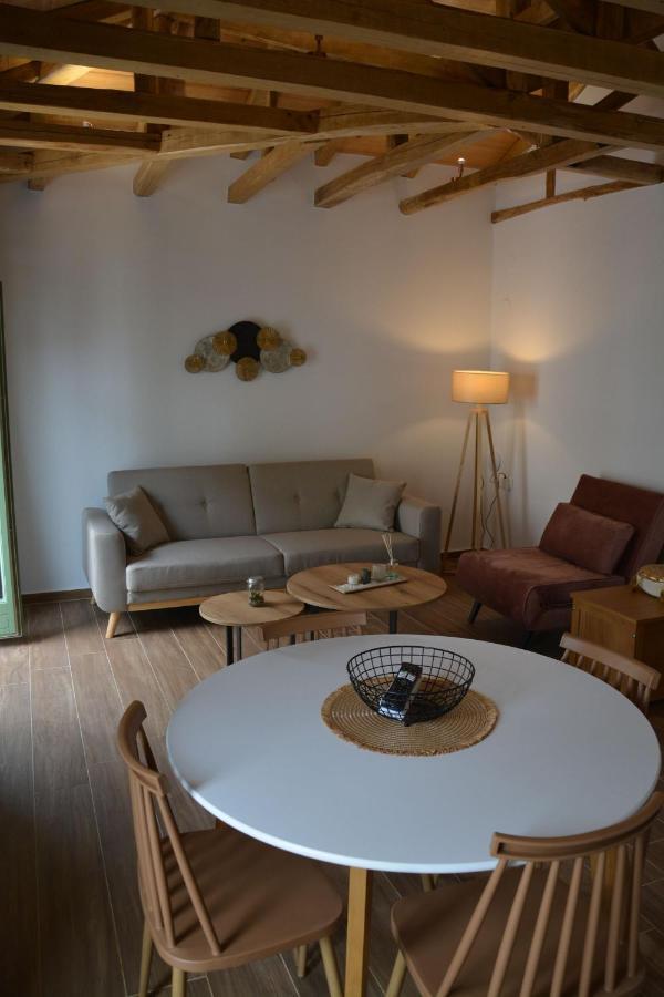 Laskarina Apartments ลีเมนาส ภายนอก รูปภาพ